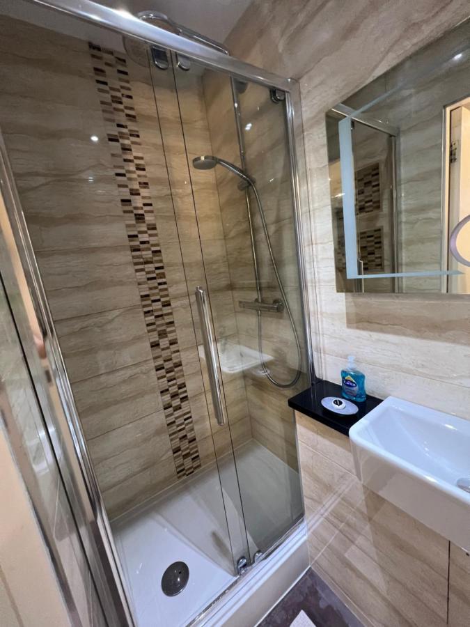 Luxury Double Room W/ Private Bathroom Edinburgh Exterior photo