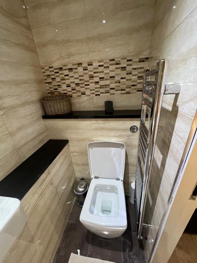 Luxury Double Room W/ Private Bathroom Edinburgh Exterior photo
